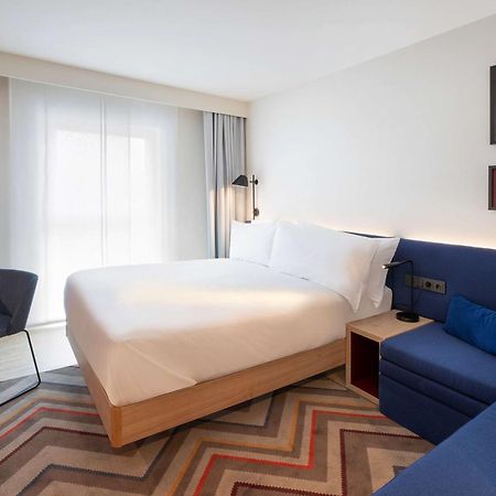 Hampton By Hilton Kaiserslautern Bagian luar foto