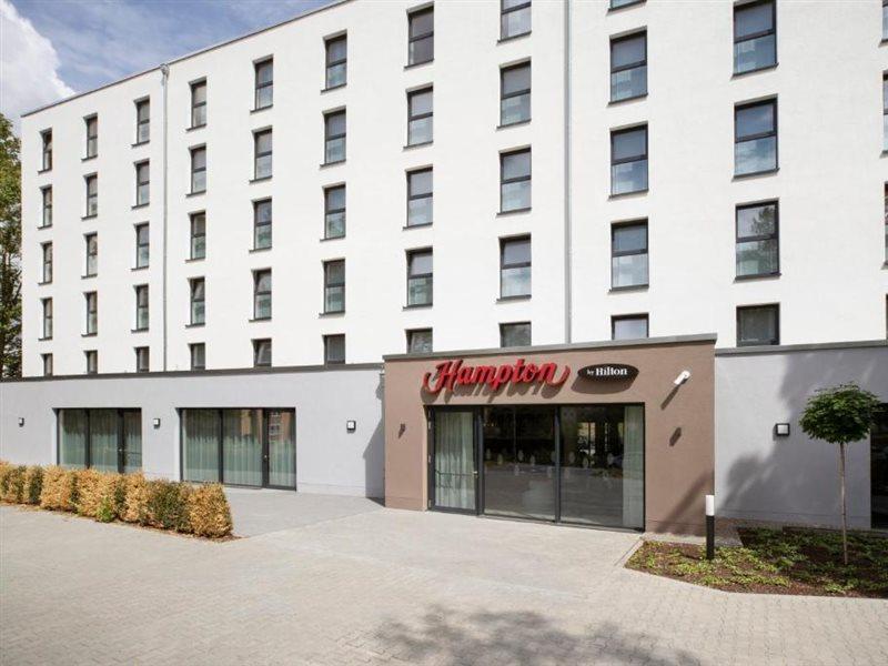 Hampton By Hilton Kaiserslautern Bagian luar foto