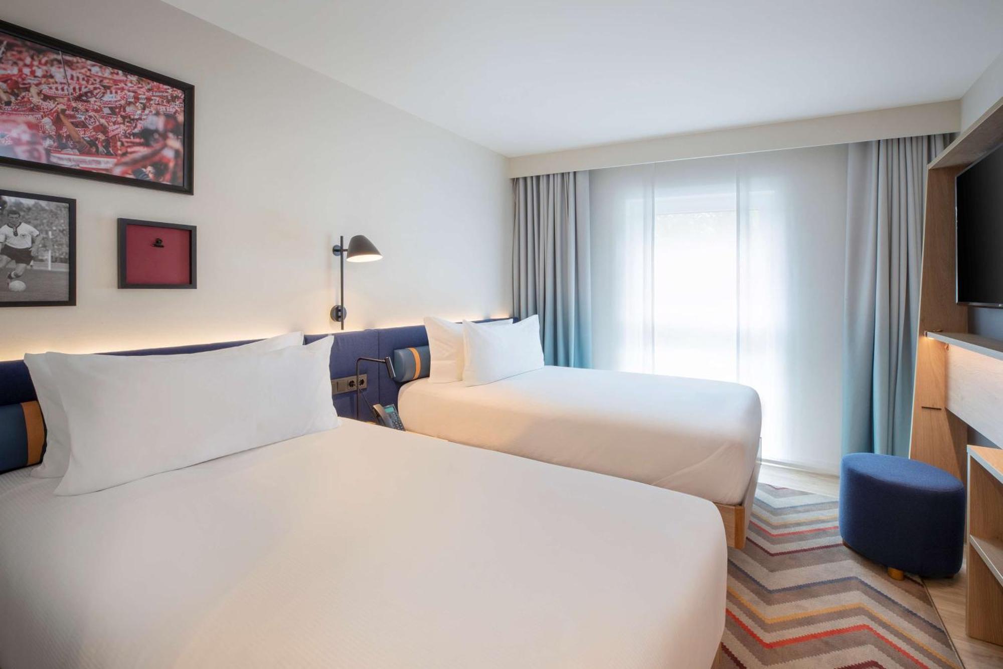 Hampton By Hilton Kaiserslautern Bagian luar foto